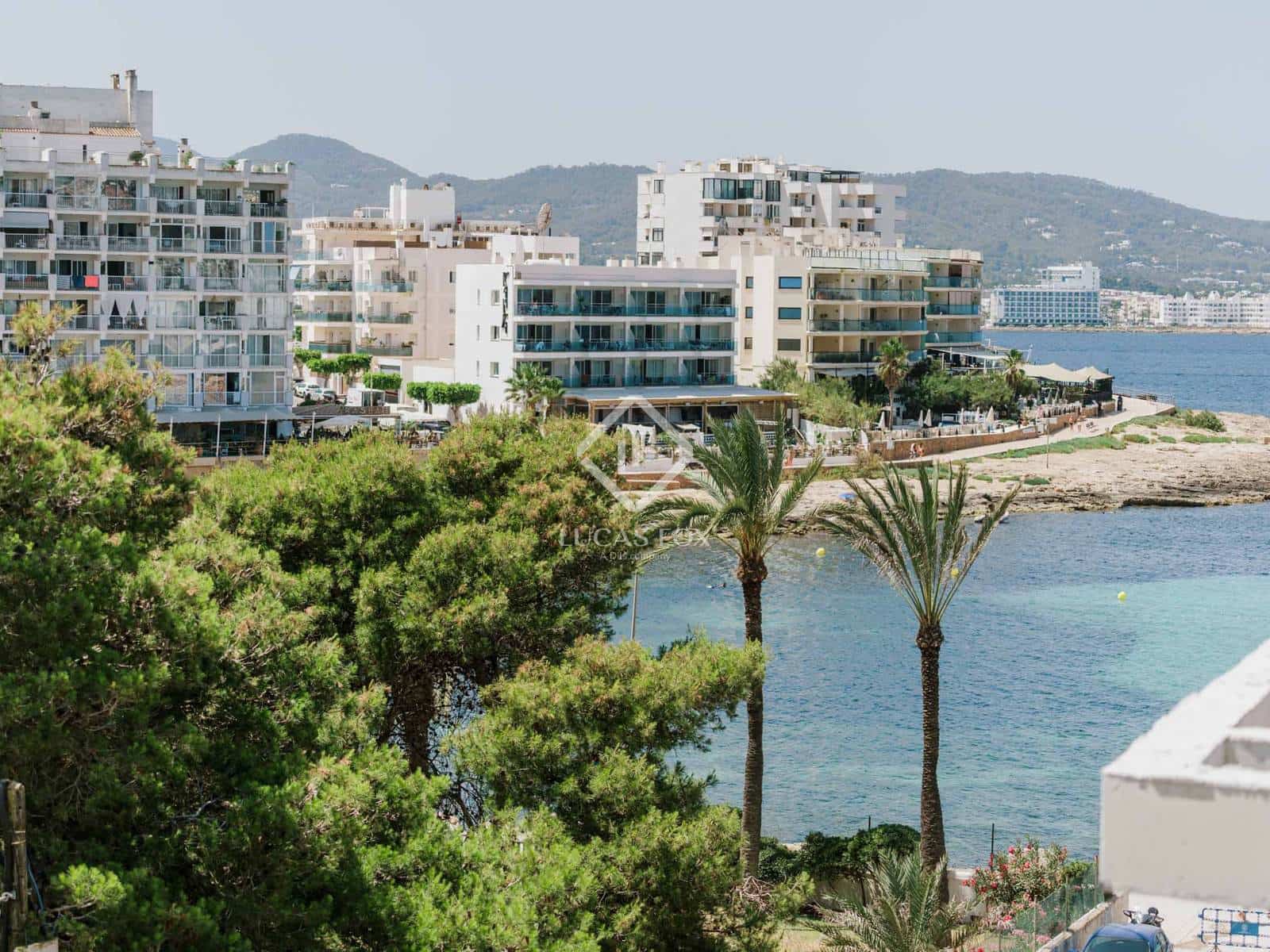 2 soverom Leilighet til salgs i Sant Antoni de Portmany med garasje - € 850 000 (Ref: 9097358)