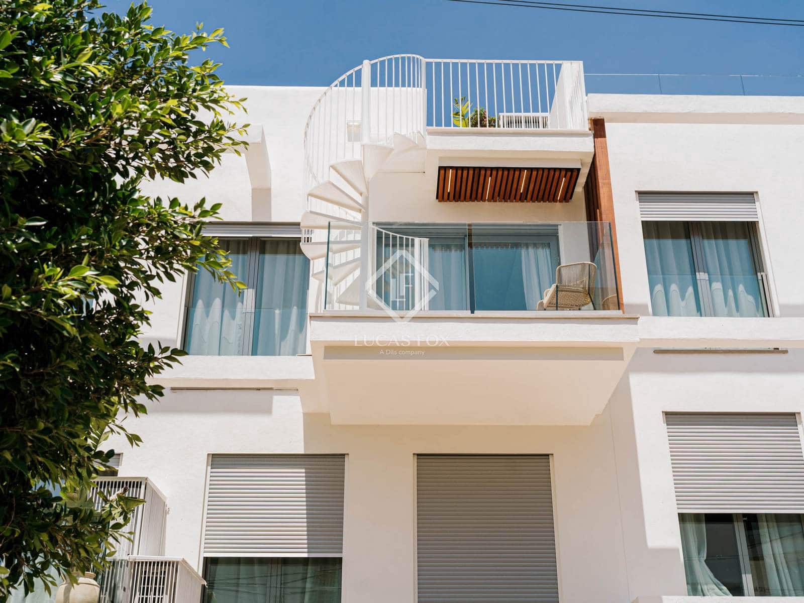 2 soverom Leilighet til salgs i Sant Antoni de Portmany med garasje - € 850 000 (Ref: 9097358)