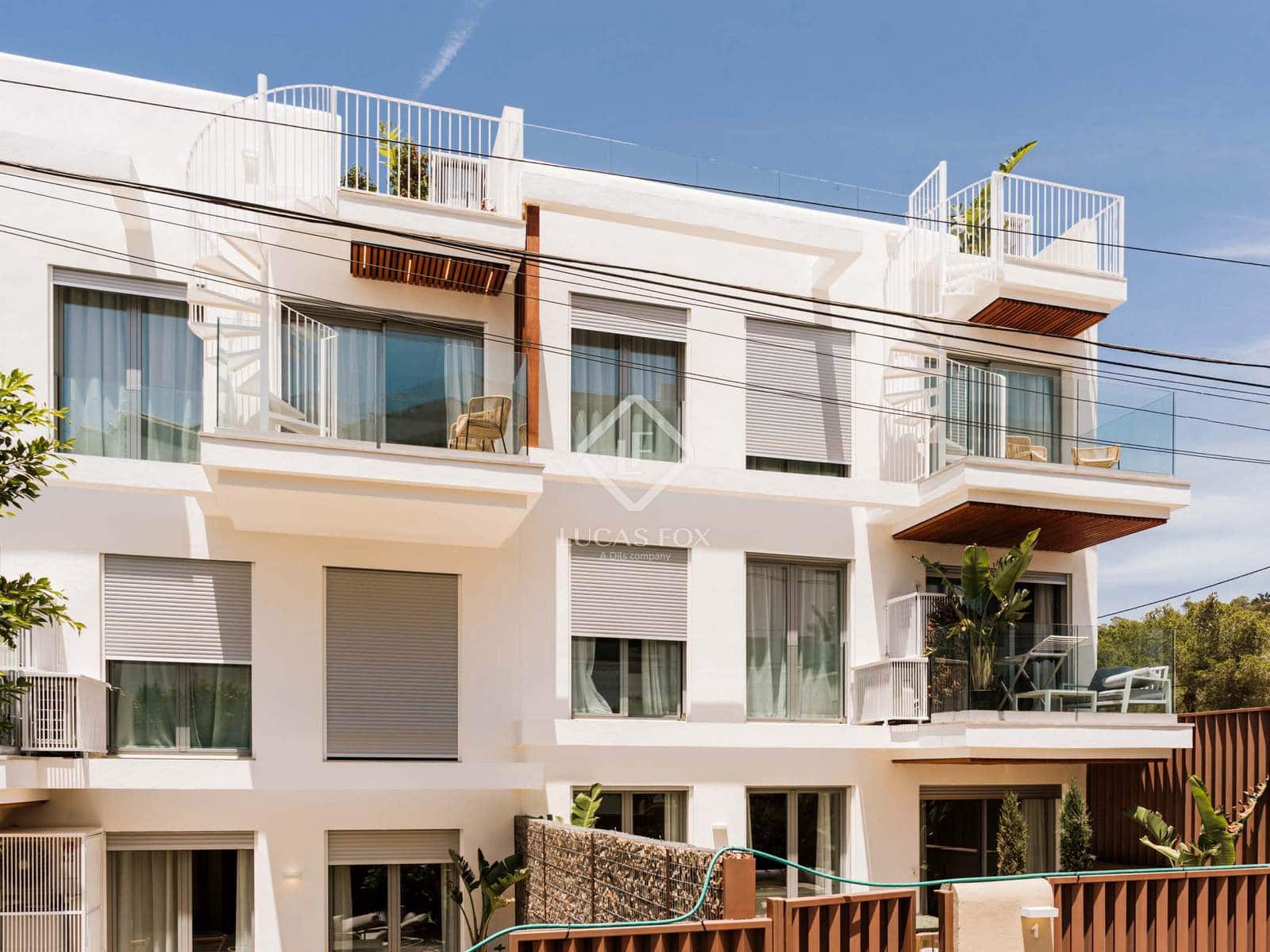 2 soverom Leilighet til salgs i Sant Antoni de Portmany med garasje - € 850 000 (Ref: 9097358)