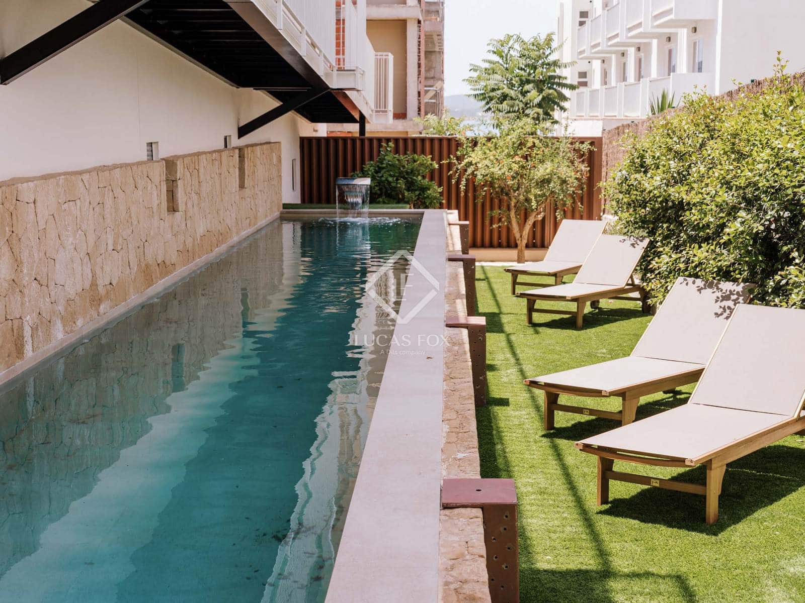 2 soverom Leilighet til salgs i Sant Antoni de Portmany med garasje - € 585 000 (Ref: 9097359)