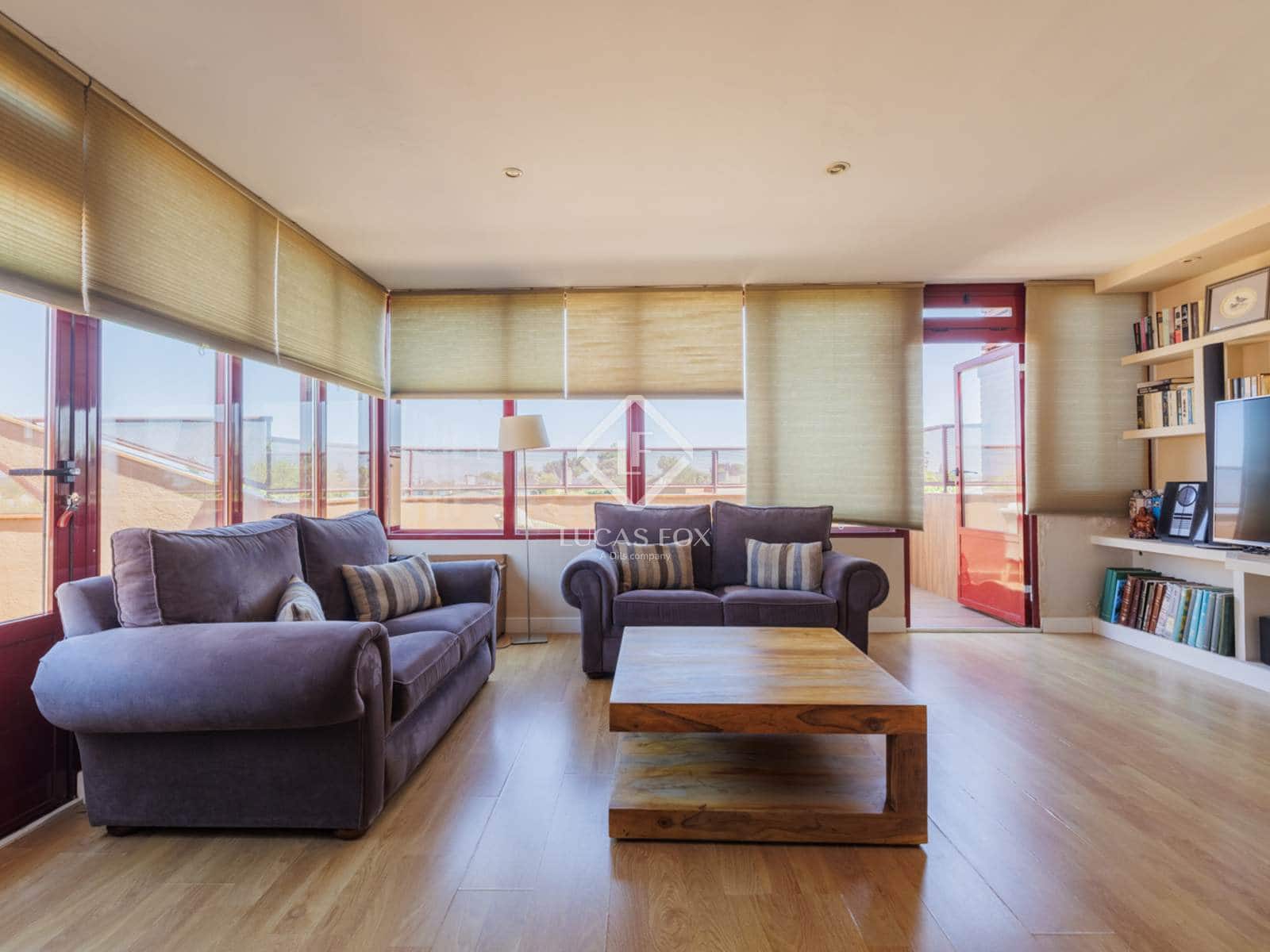 4 soveværelse Penthouse til salg i Pozuelo de Alarcon med swimmingpool garage - € 1.290.000 (Ref: 9097372)