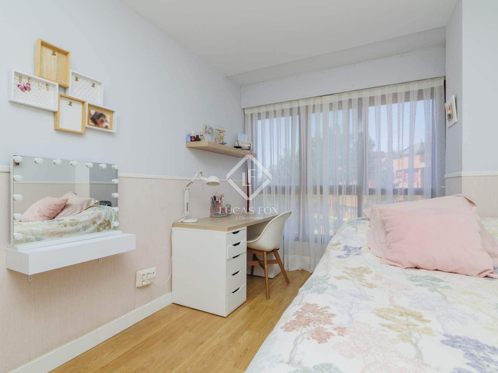 4 soveværelse Penthouse til salg i Pozuelo de Alarcon med swimmingpool garage - € 1.290.000 (Ref: 9097372)