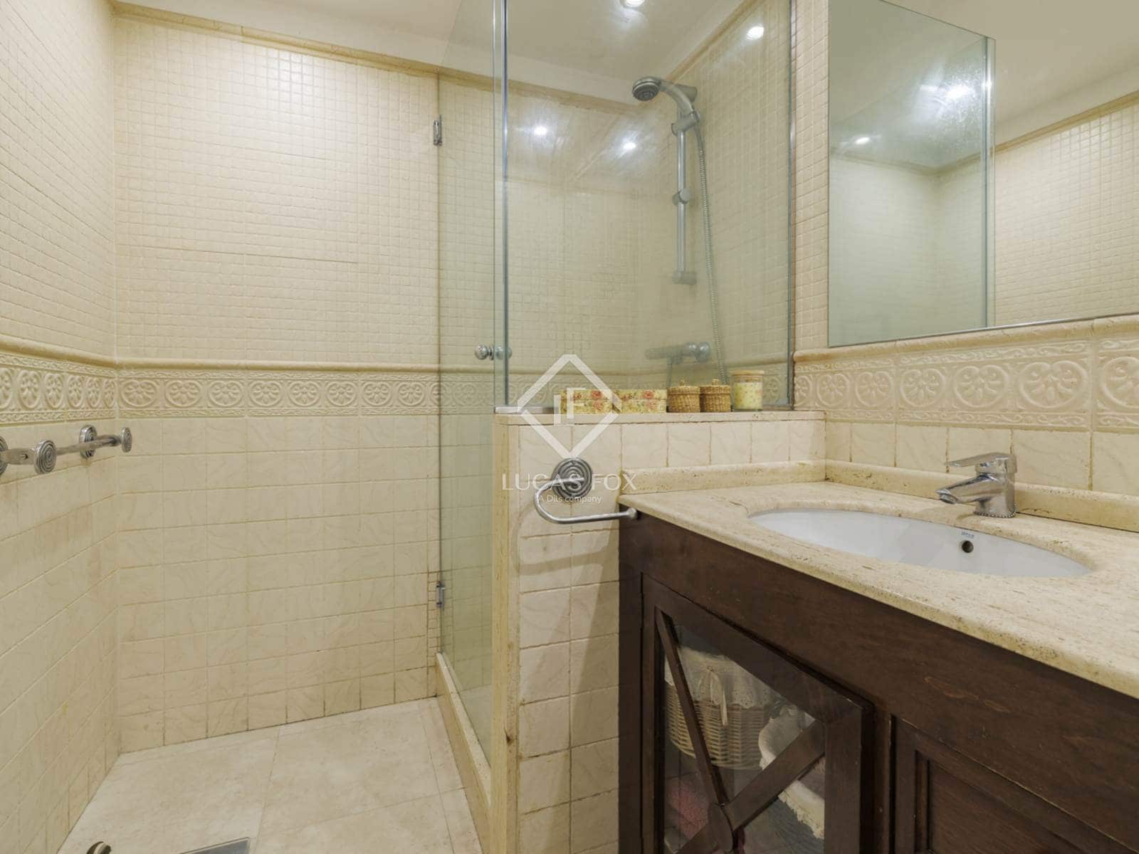 4 soveværelse Penthouse til salg i Pozuelo de Alarcon med swimmingpool garage - € 1.290.000 (Ref: 9097372)