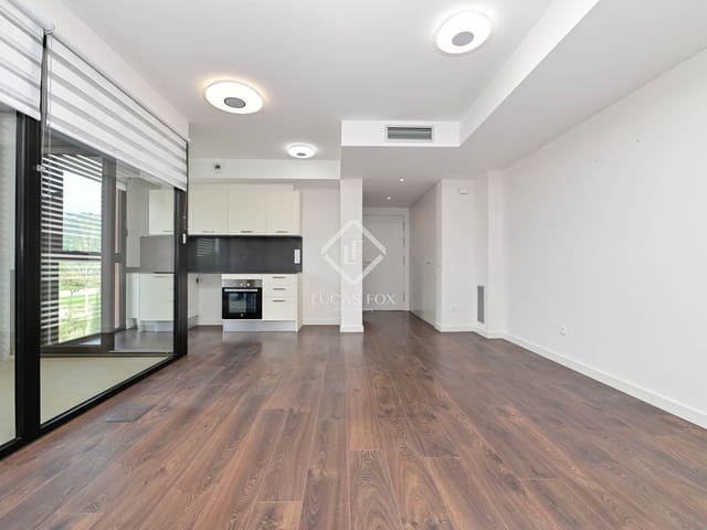 2 makuuhuone Huoneisto myytävänä paikassa Platja d'Aro, Castell-Platja d'Aro mukana uima-altaan 
autotalli - 385 000 € (Ref: 9097583)