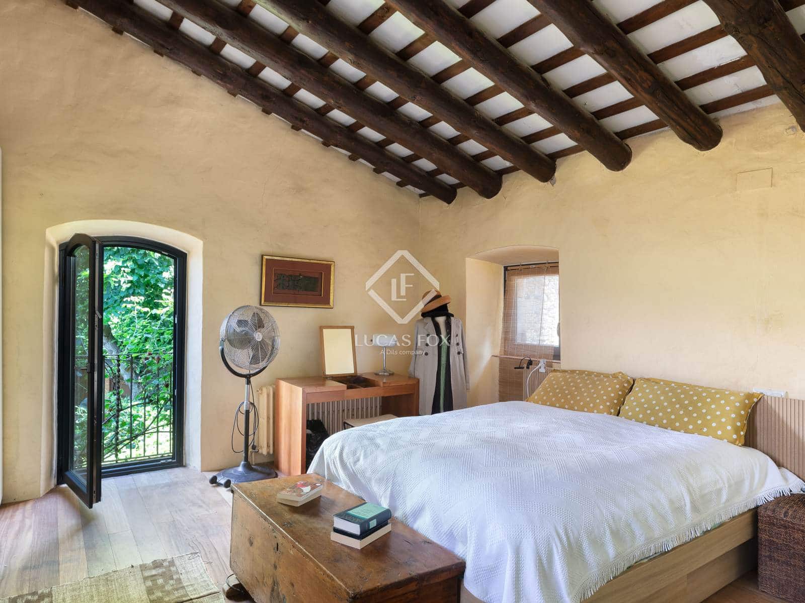 2 soveværelse Finca/Landehus til salg i Vilopriu med swimmingpool - € 790.000 (Ref: 9097749)