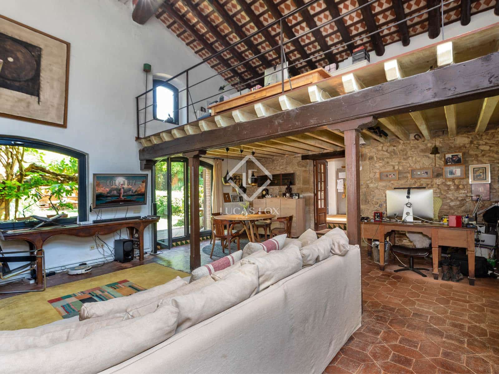 2 soveværelse Finca/Landehus til salg i Vilopriu med swimmingpool - € 790.000 (Ref: 9097749)