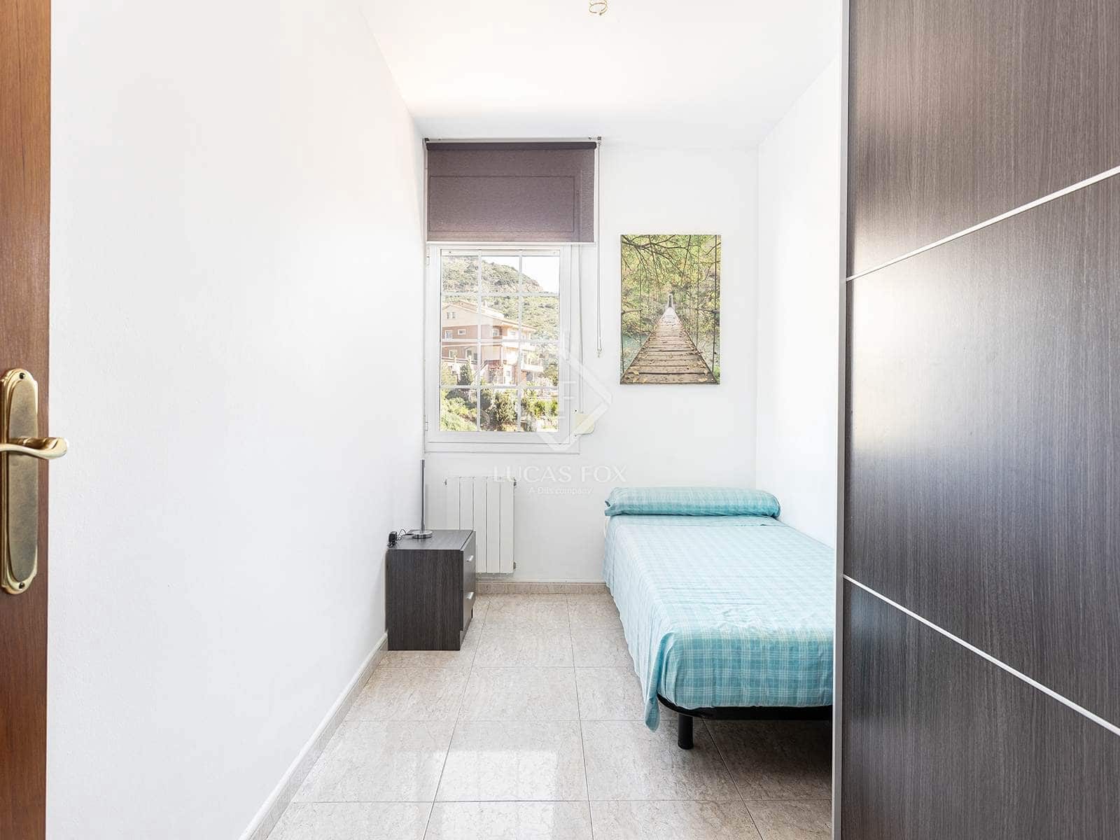 6 bedroom Villa for sale in Barcelona city - € 920,000 (Ref: 9099427)