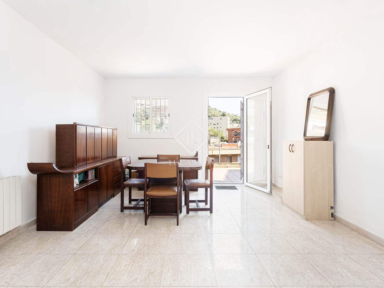 6 bedroom Villa for sale in Barcelona city - € 920,000 (Ref: 9099427)