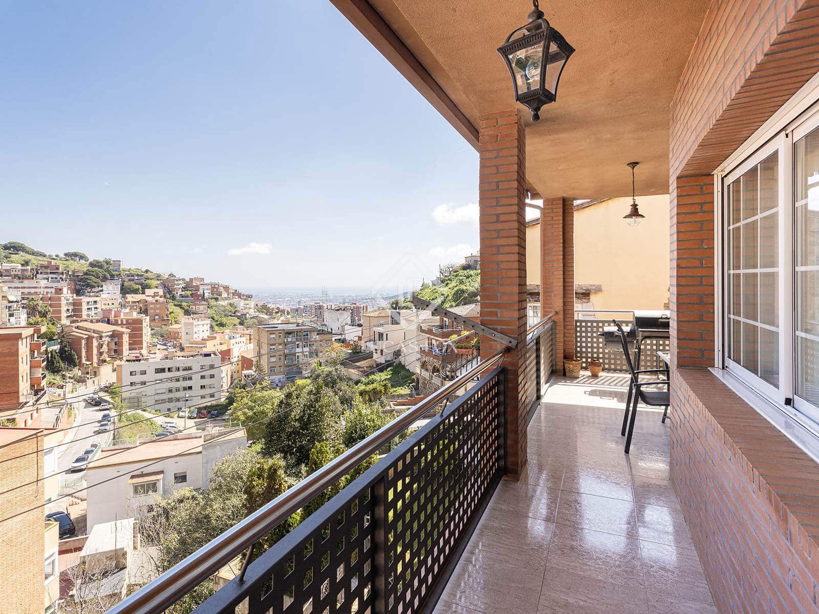 6 bedroom Villa for sale in Barcelona city - € 920,000 (Ref: 9099427)