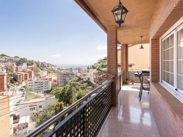 6 slaapkamer Villa te koop in Barcelona stad - € 920.000 (Ref: 9099427)