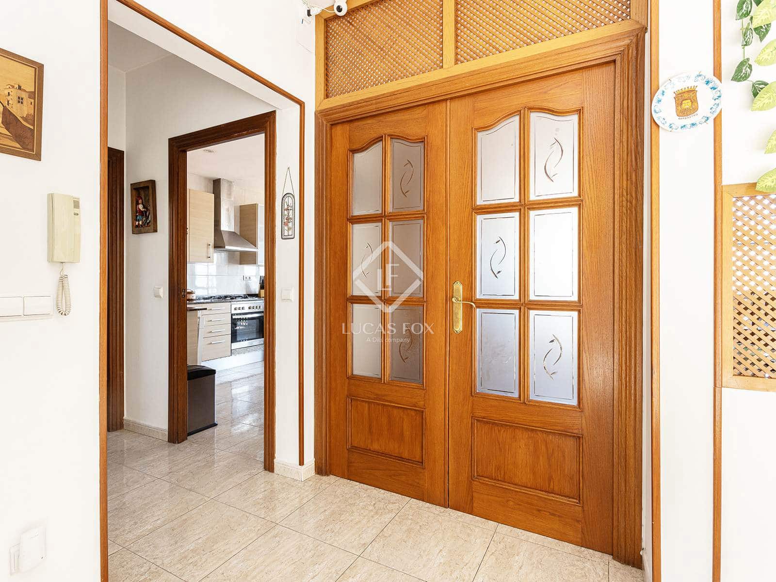 6 bedroom Villa for sale in Barcelona city - € 920,000 (Ref: 9099427)