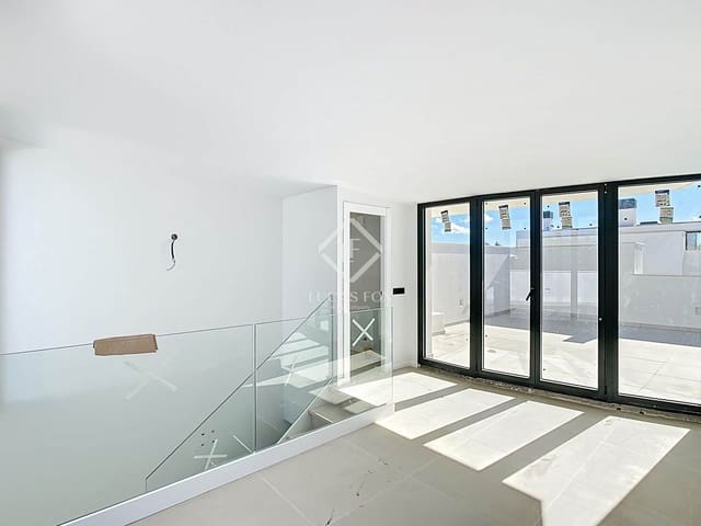 3 soveværelse Villa til salg i Ciutadella de Menorca med swimmingpool garage - € 849.700 (Ref: 9099874)