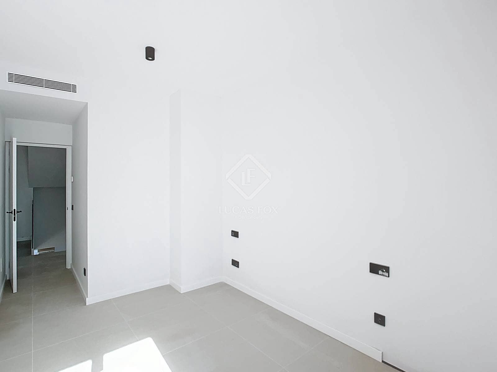 3 sypialnia Willa na sprzedaż w Ciutadella de Menorca z basenem garażem - 849 700 € (Ref: 9099877)