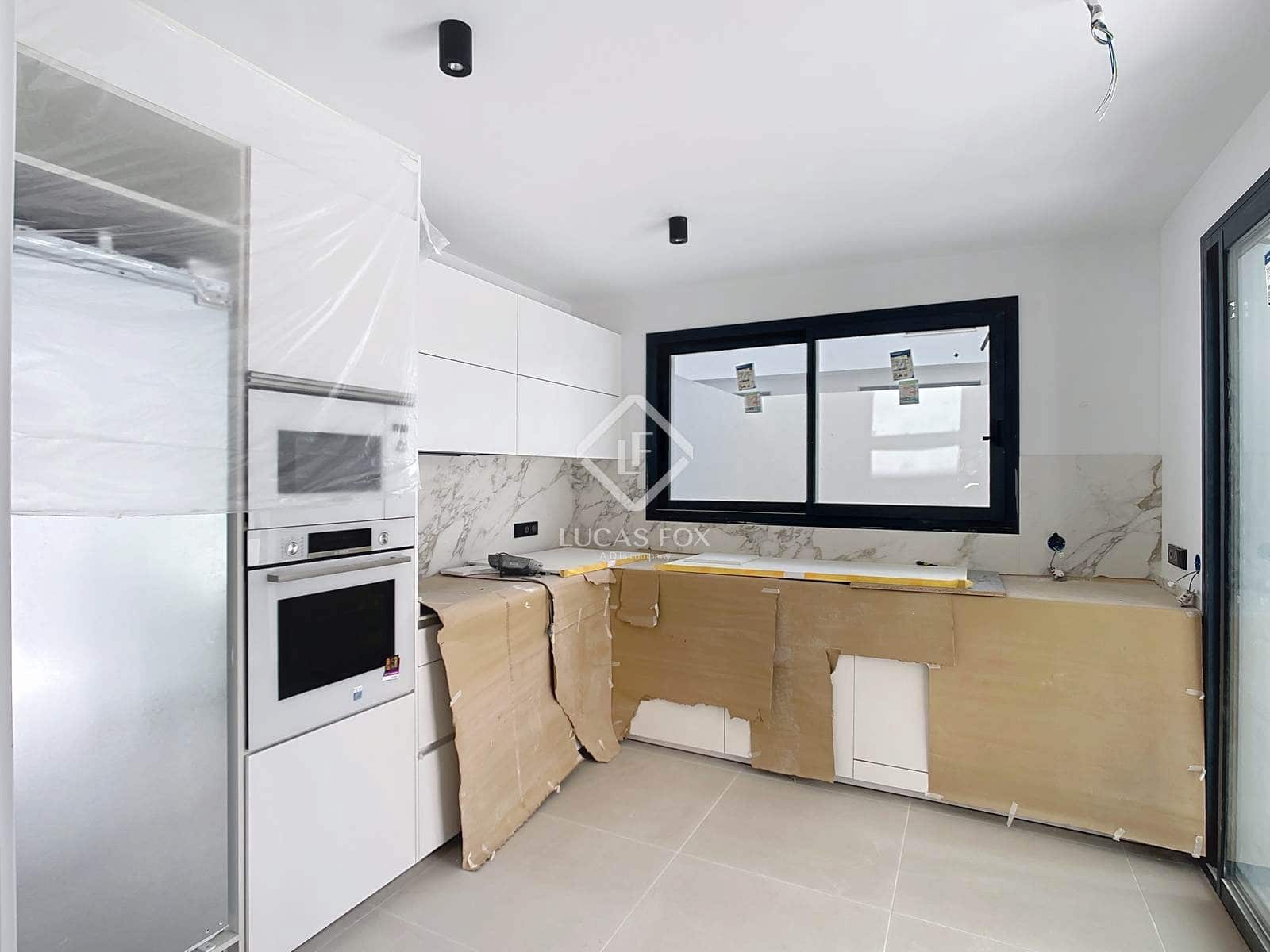 3 sypialnia Willa na sprzedaż w Ciutadella de Menorca z basenem garażem - 849 700 € (Ref: 9099877)