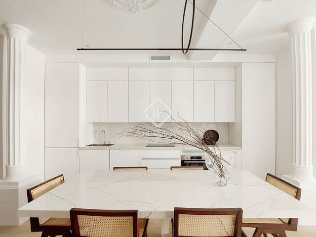 3 slaapkamer Appartement te koop in Barcelona stad - € 990.000 (Ref: 9100011)