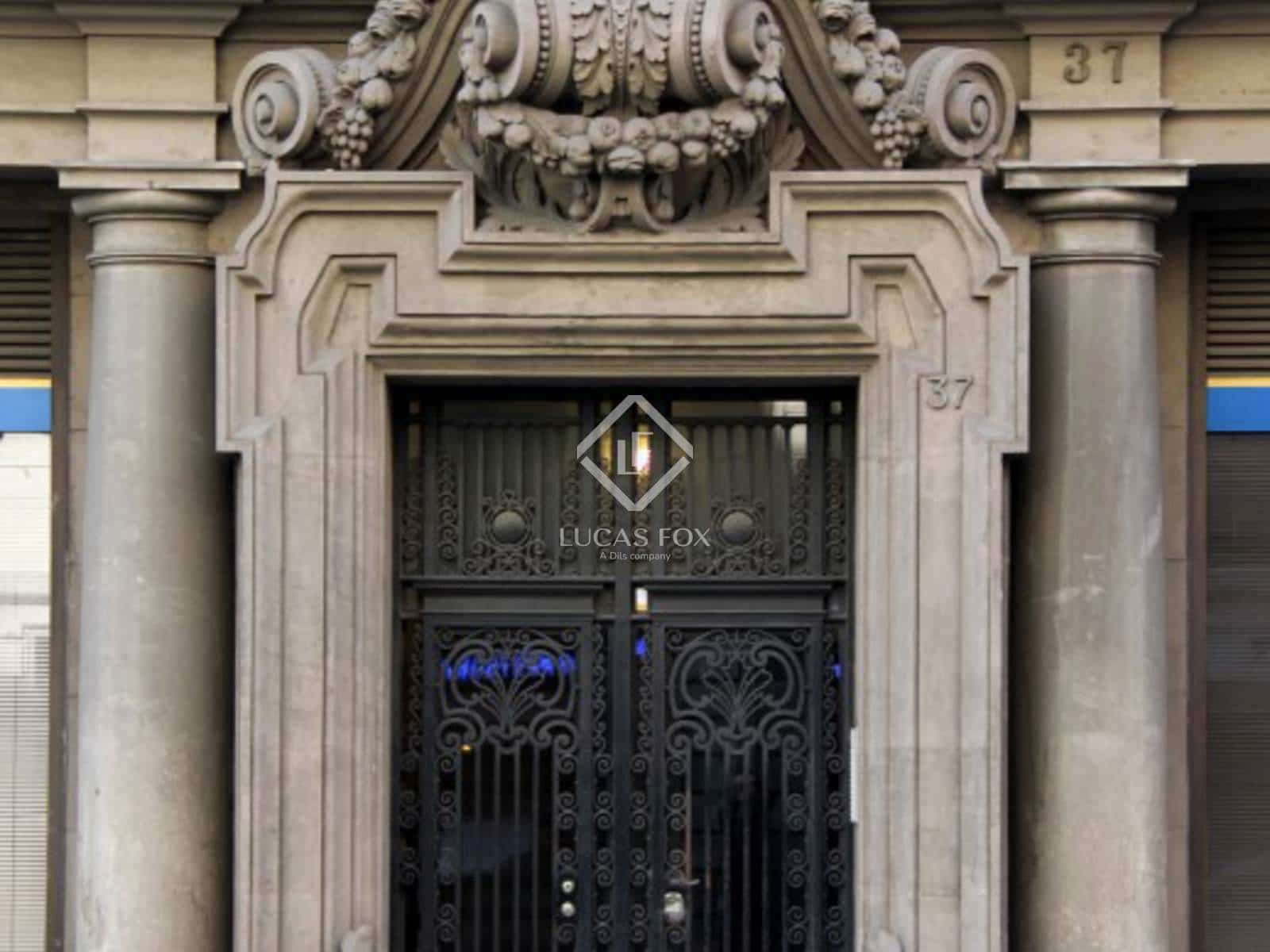 3 slaapkamer Appartement te koop in Barcelona stad - € 990.000 (Ref: 9100011)