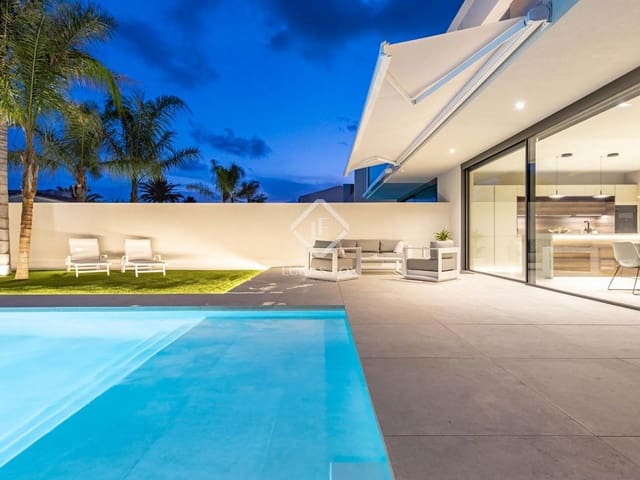 4 soveværelse Villa til salg i Cambrils med swimmingpool garage - € 1.100.000 (Ref: 9100151)