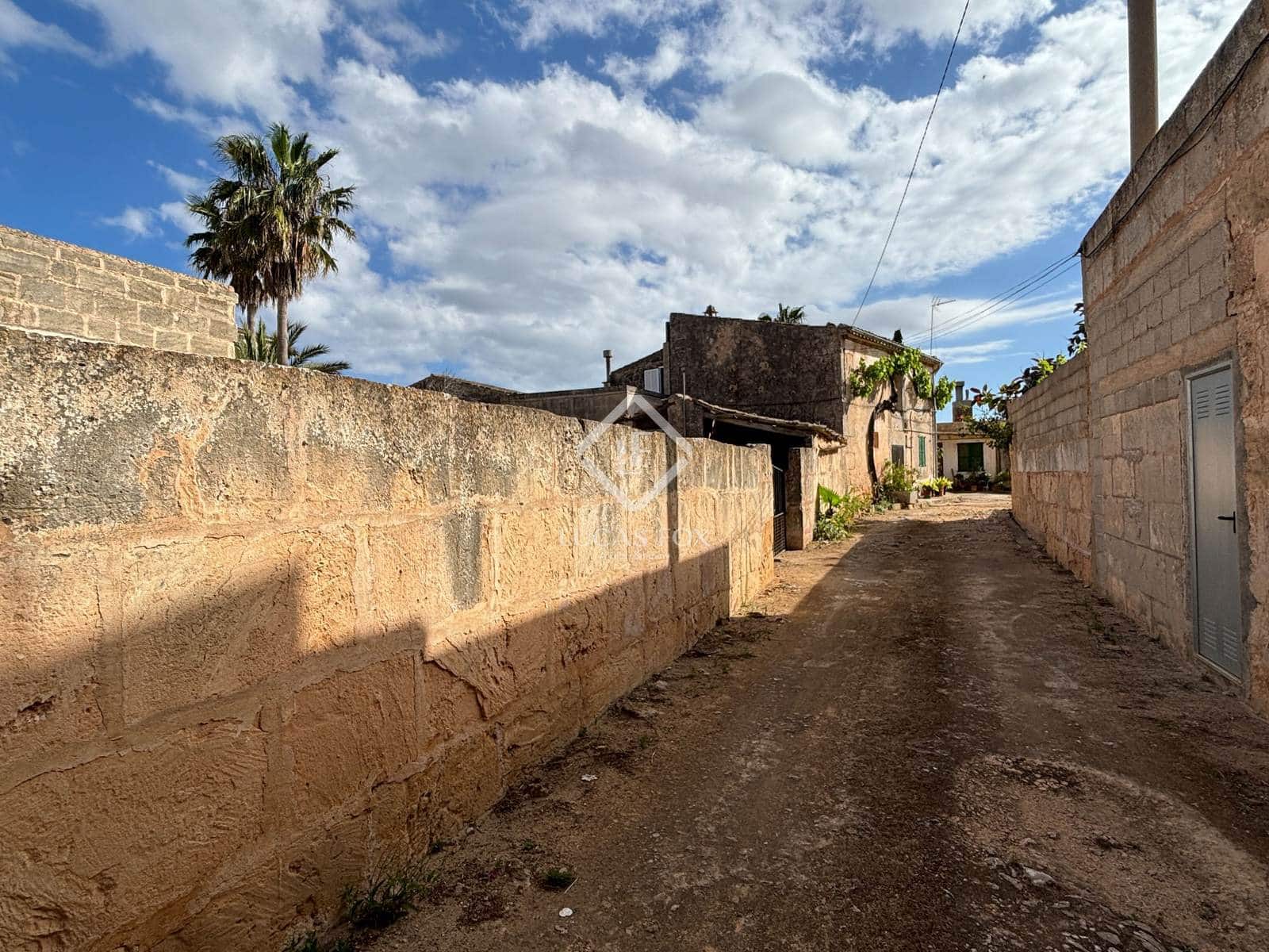 Bouwgrond te koop in Ses Salines - € 319.000 (Ref: 9101053)