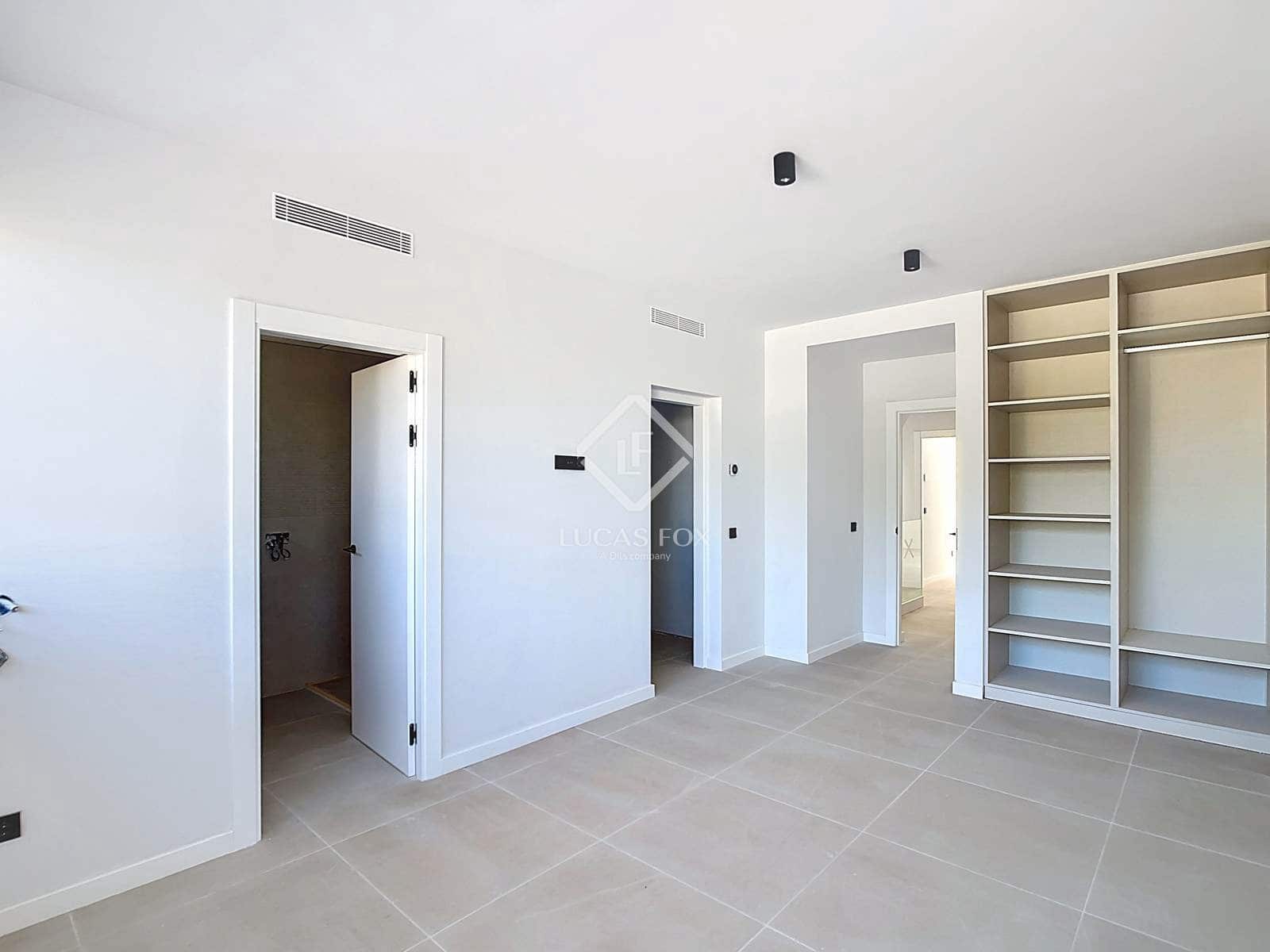 3 soveværelse Villa til salg i Ciutadella de Menorca med swimmingpool garage - € 849.700 (Ref: 9101509)