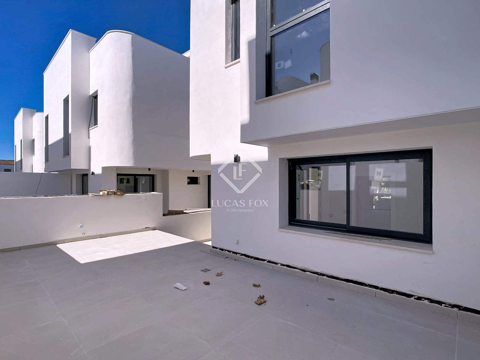 3 soveværelse Villa til salg i Ciutadella de Menorca med swimmingpool garage - € 849.700 (Ref: 9101509)