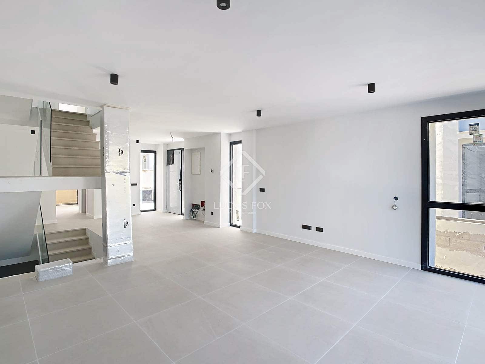 3 soveværelse Villa til salg i Ciutadella de Menorca med swimmingpool garage - € 849.700 (Ref: 9101509)