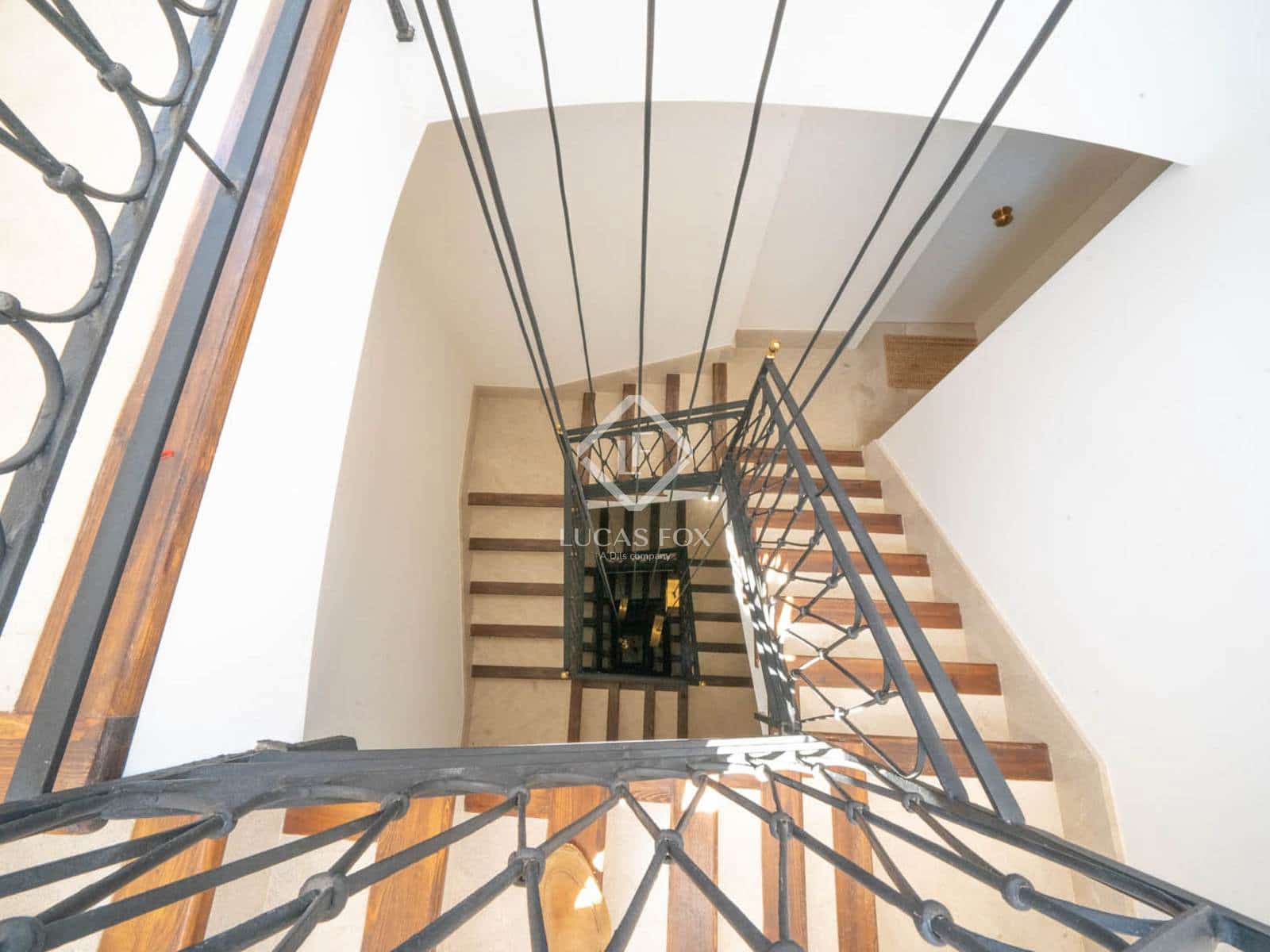 2 soveværelse Lejlighed til salg i Palma de Mallorca med garage - € 1.295.000 (Ref: 9101631)