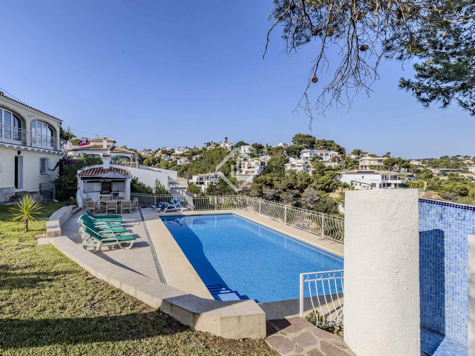 4 Zimmer Villa zu verkaufen in Javea / Xabia mit Pool Garage - 1.600.000 € (Ref: 9103737)