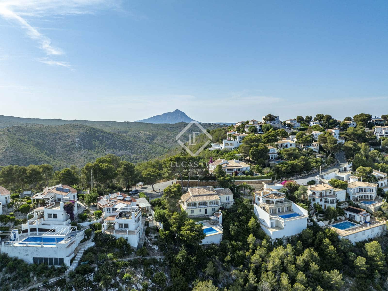 4 Zimmer Villa zu verkaufen in Javea / Xabia mit Pool Garage - 1.600.000 € (Ref: 9103737)