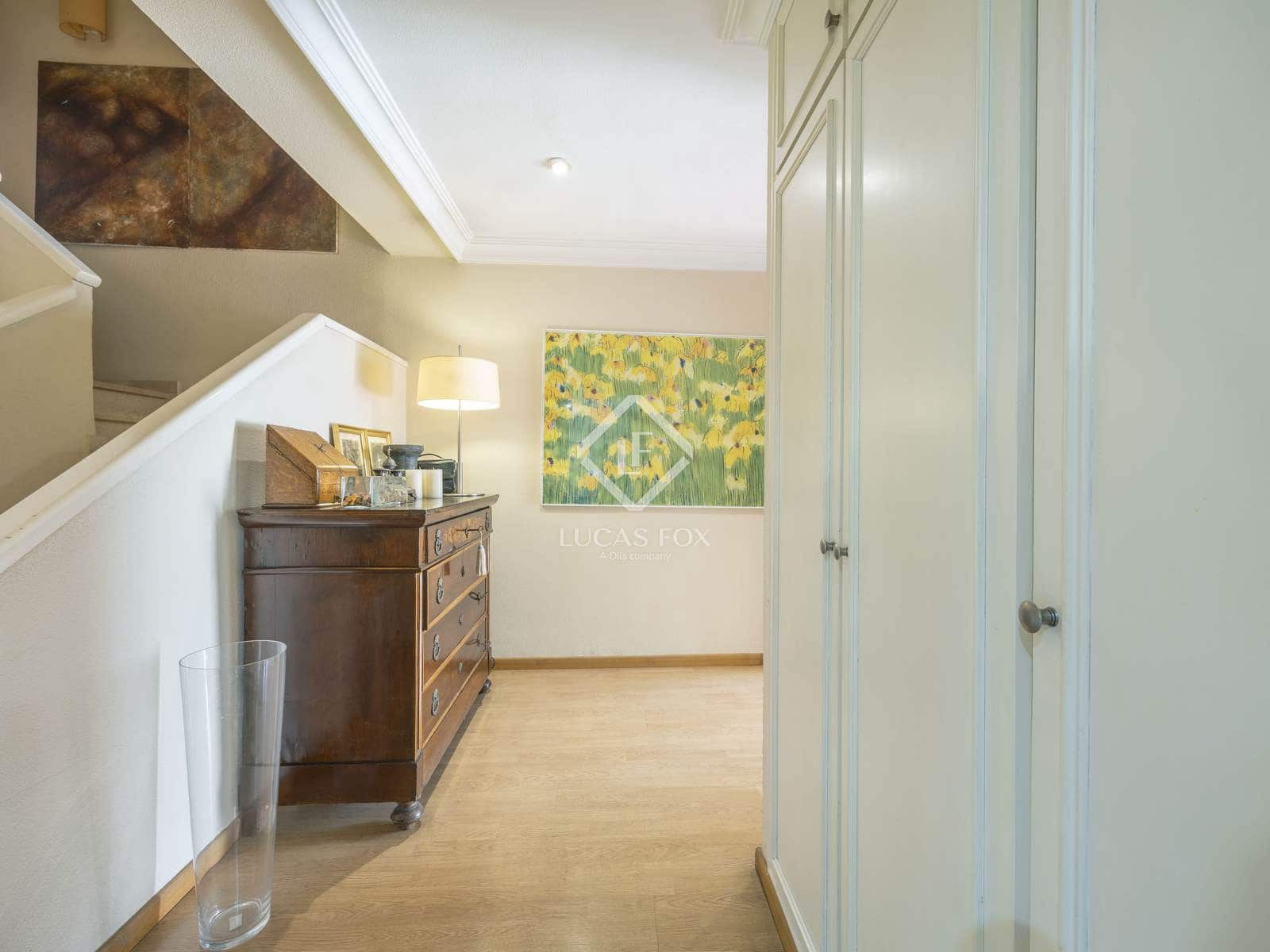 4 soveværelse Villa til salg i Godella med swimmingpool garage - € 690.000 (Ref: 9103738)