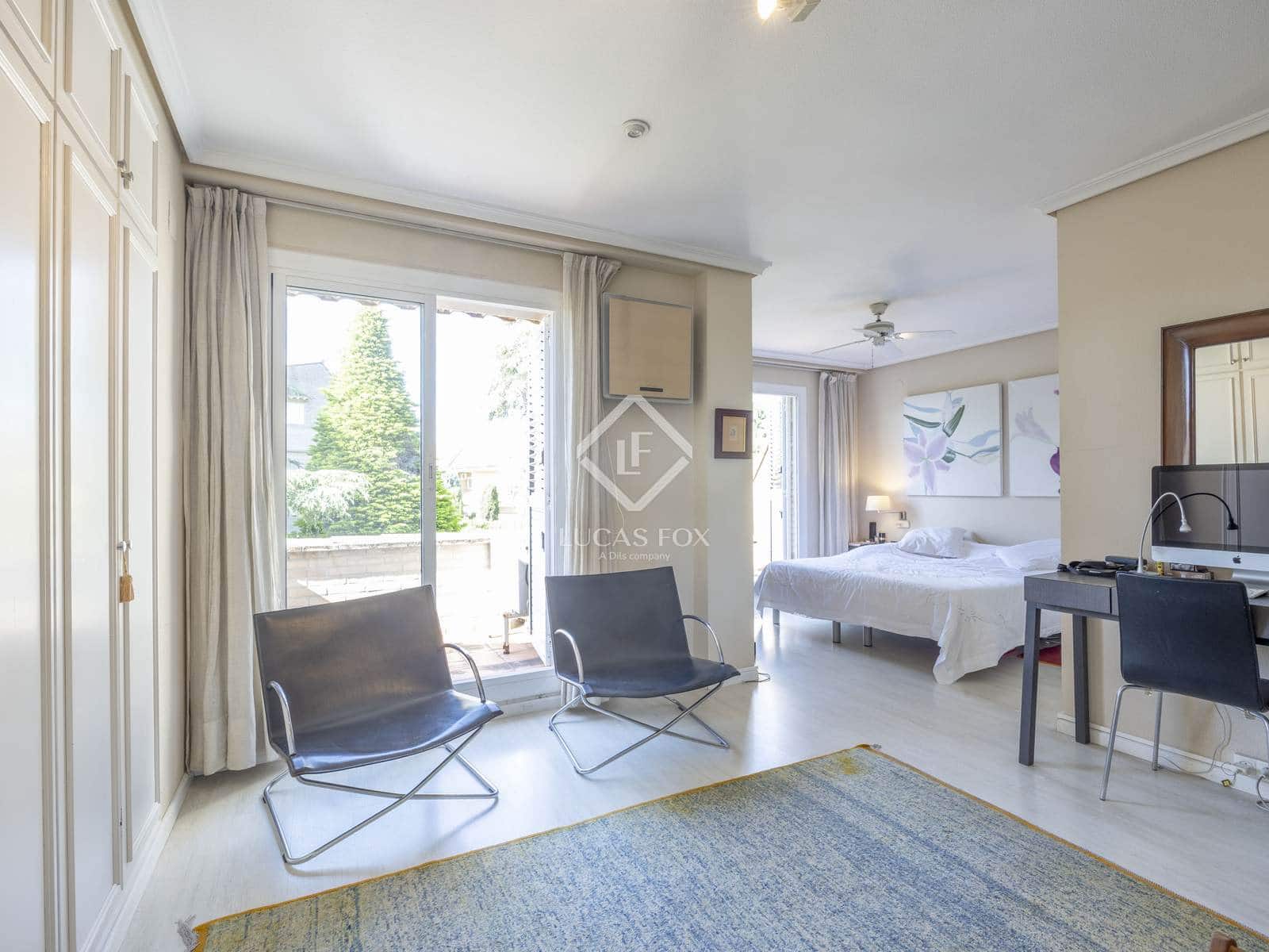 4 soveværelse Villa til salg i Godella med swimmingpool garage - € 690.000 (Ref: 9103738)