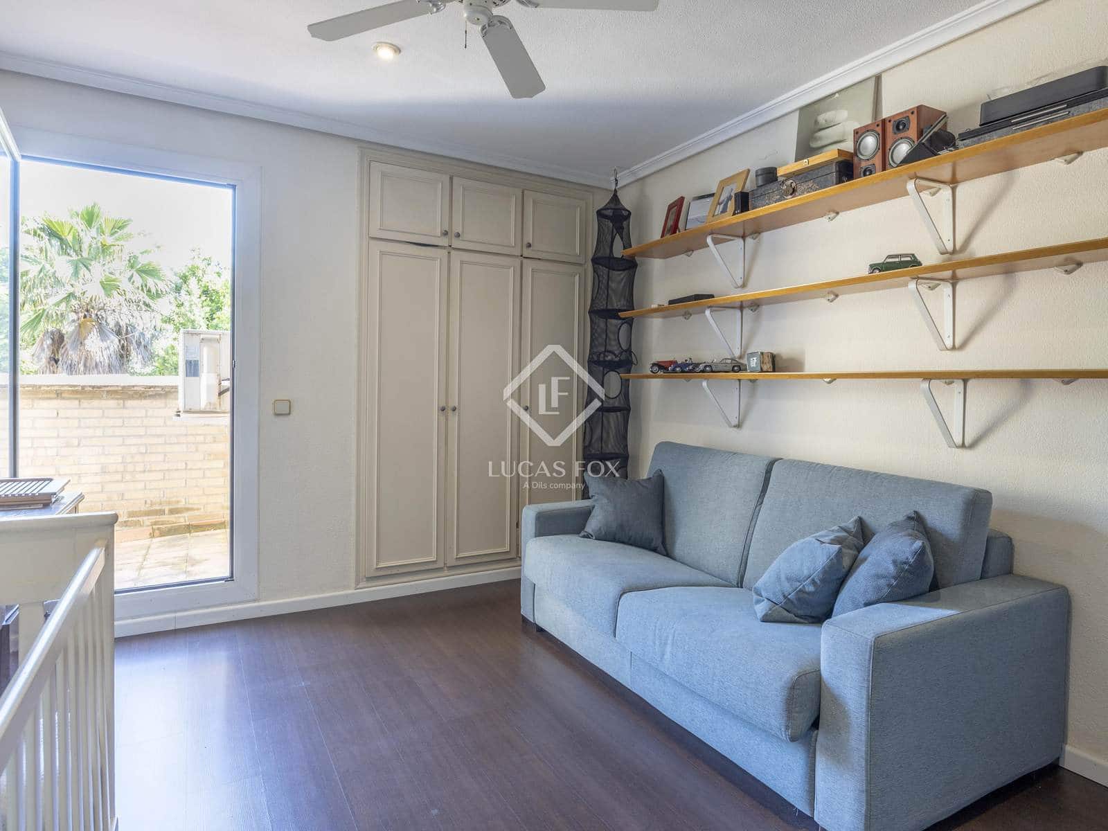 4 soveværelse Villa til salg i Godella med swimmingpool garage - € 690.000 (Ref: 9103738)