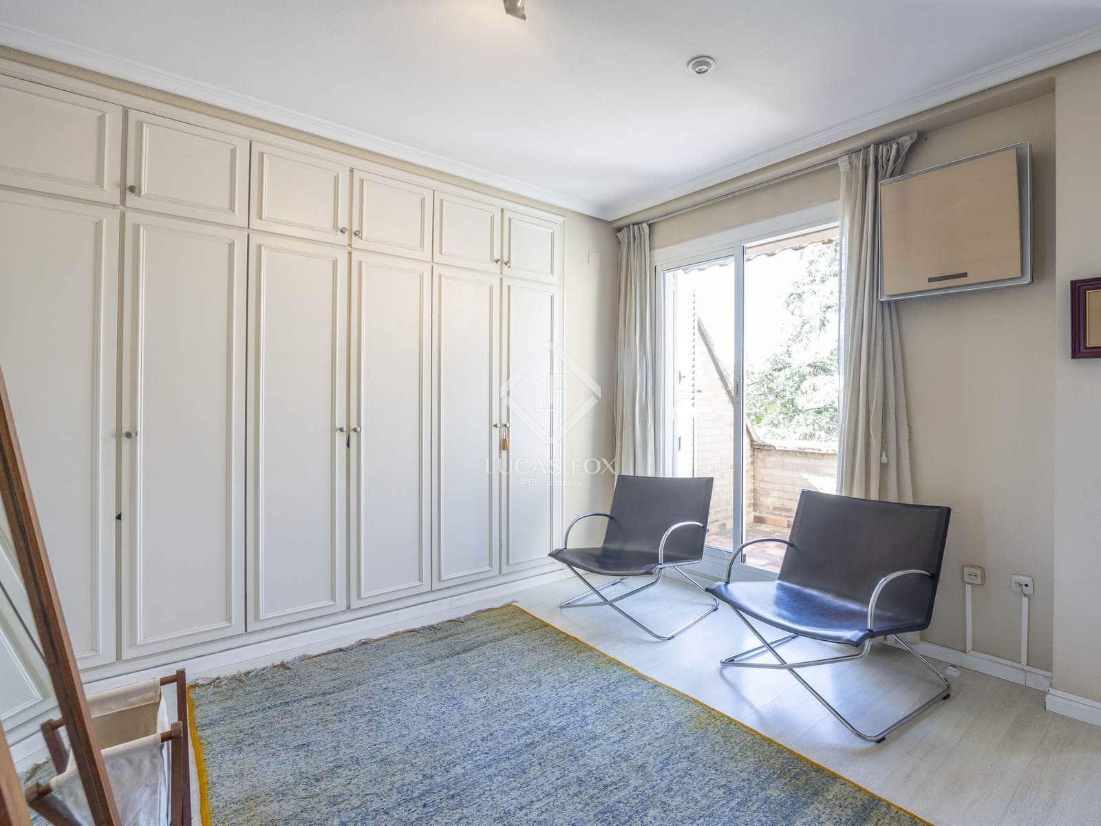 4 soveværelse Villa til salg i Godella med swimmingpool garage - € 690.000 (Ref: 9103738)