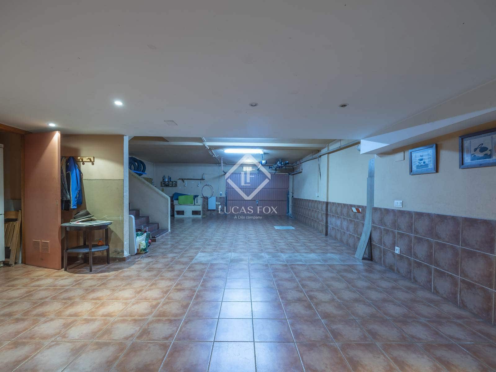 4 soveværelse Villa til salg i Godella med swimmingpool garage - € 690.000 (Ref: 9103738)