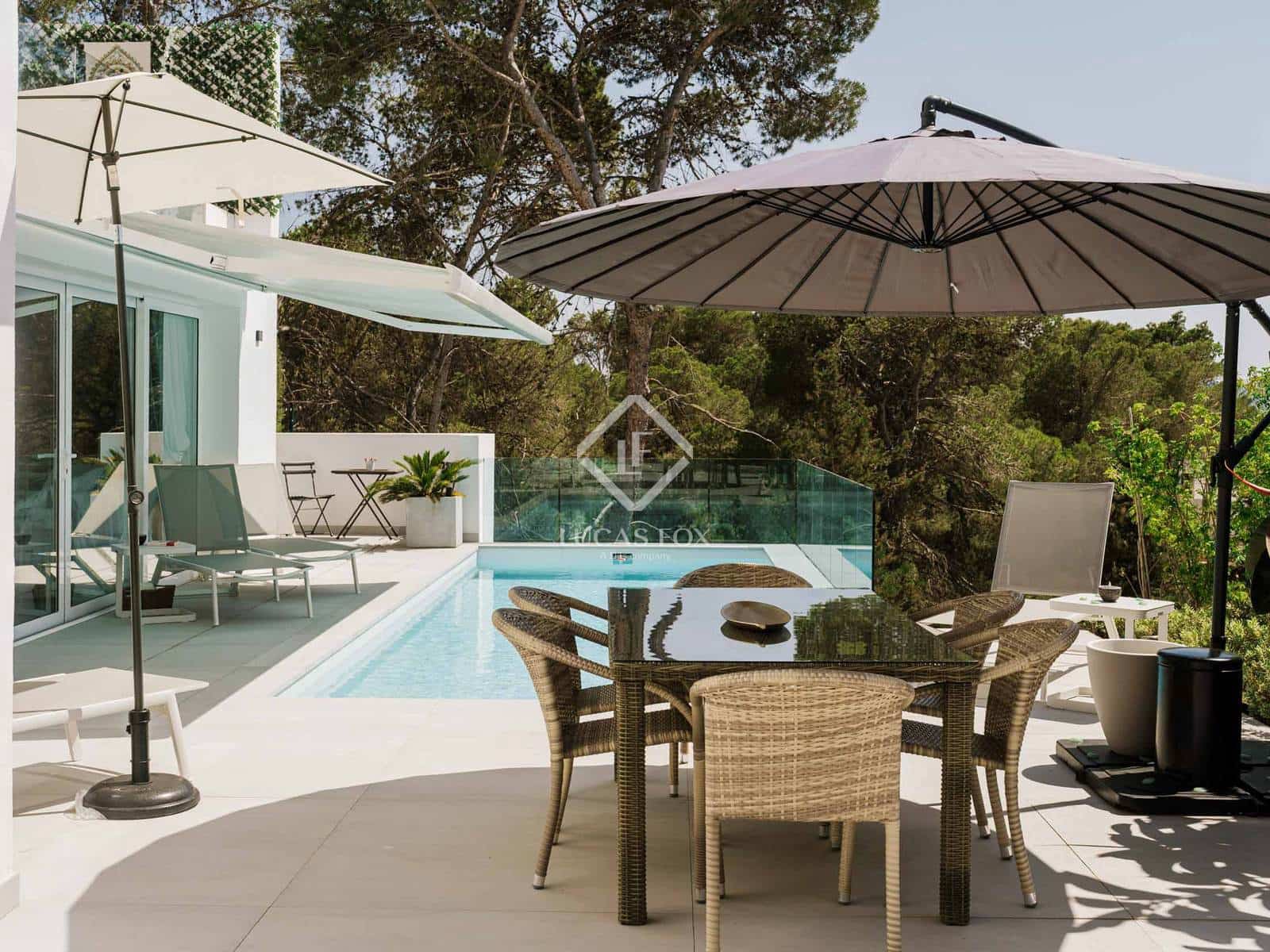 4 soveværelse Villa til salg i Sant Antoni de Portmany med swimmingpool - € 2.500.000 (Ref: 9103882)