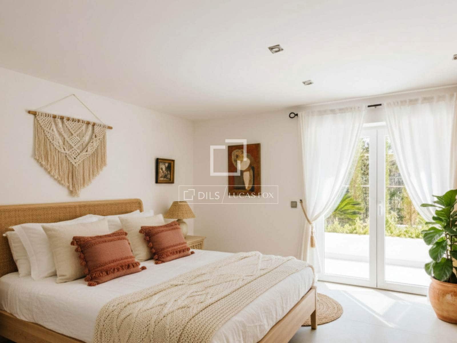 4 soveværelse Villa til salg i Sant Antoni de Portmany med swimmingpool - € 2.500.000 (Ref: 9103882)