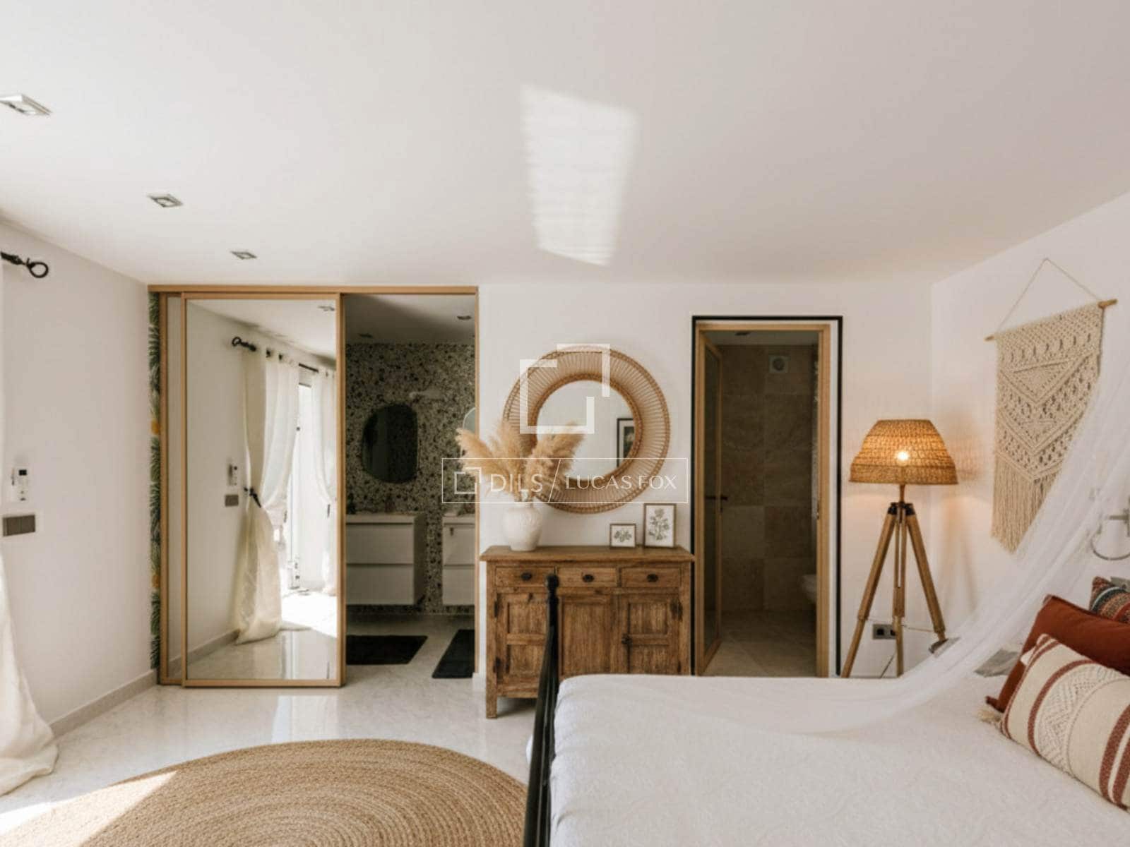 4 soveværelse Villa til salg i Sant Antoni de Portmany med swimmingpool - € 2.500.000 (Ref: 9103882)