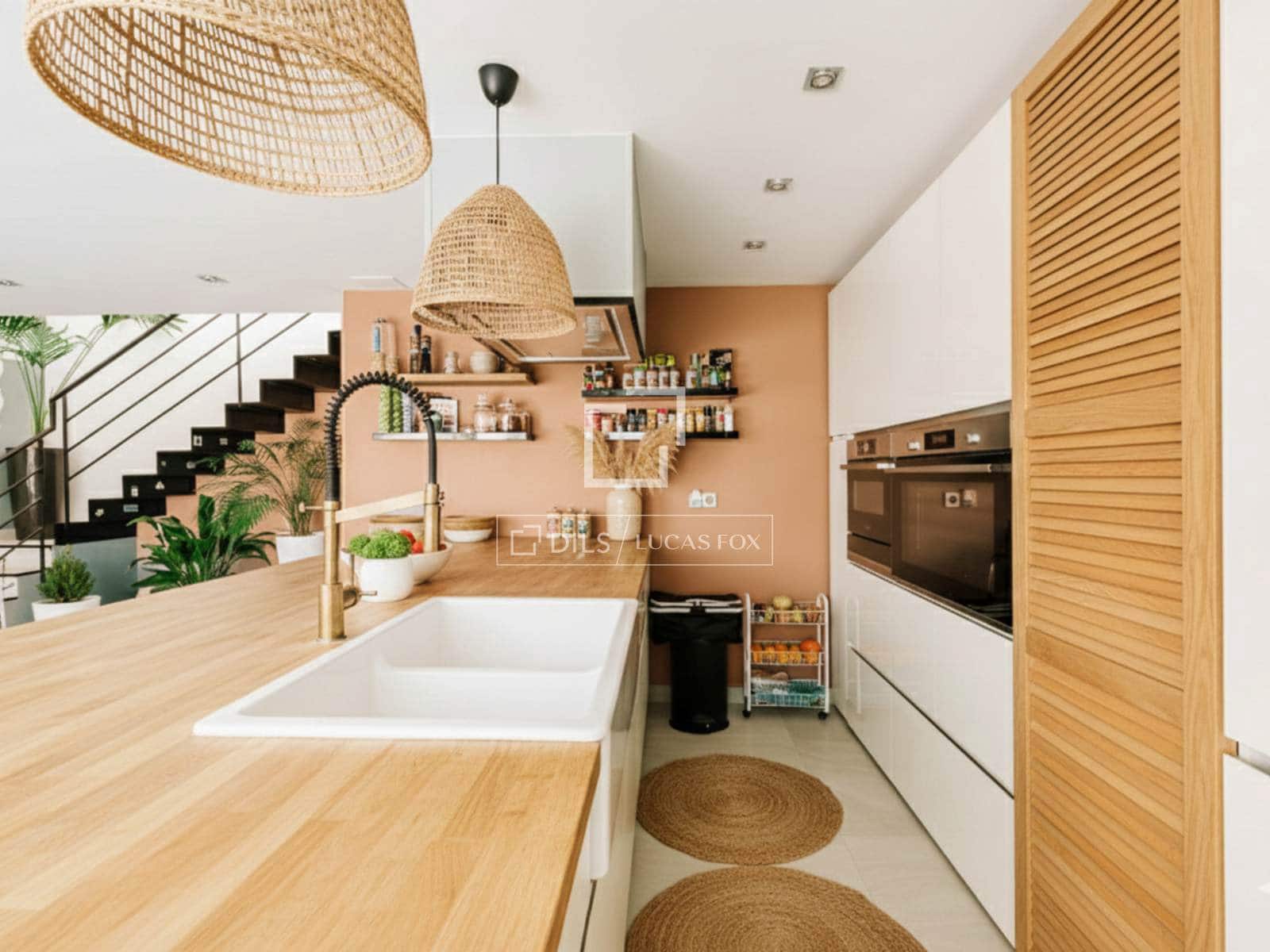 4 soveværelse Villa til salg i Sant Antoni de Portmany med swimmingpool - € 2.500.000 (Ref: 9103882)