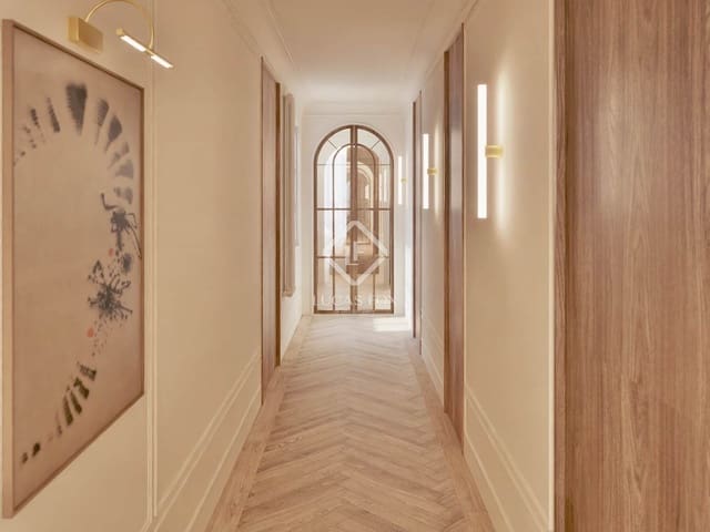 4 slaapkamer Appartement te koop in Barcelona stad - € 1.800.000 (Ref: 9104015)