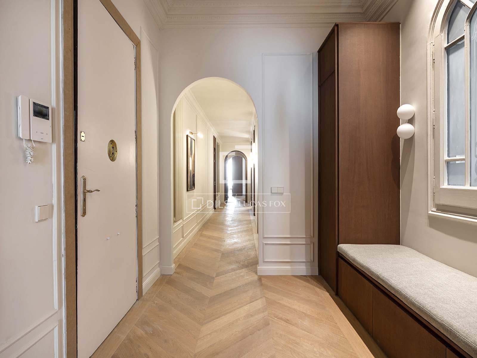 4 sovrum Lägenhet till salu i Barcelona stad - 1 890 000 € (Ref: 9104015)