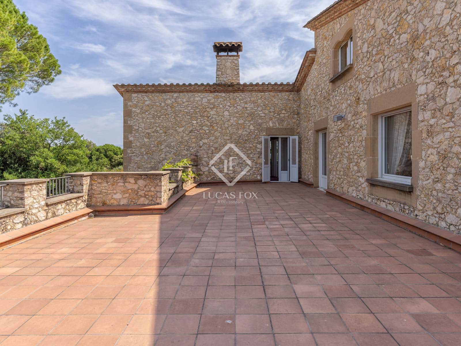 8 soveværelse Finca/Landehus til salg i Navata med swimmingpool garage - € 1.520.000 (Ref: 9104017)