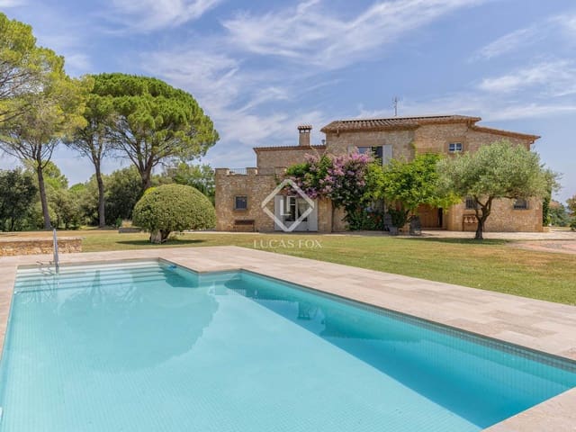 8 bedroom Finca/Country House for sale in Navata with pool garage - € 1,520,000 (Ref: 9104017)