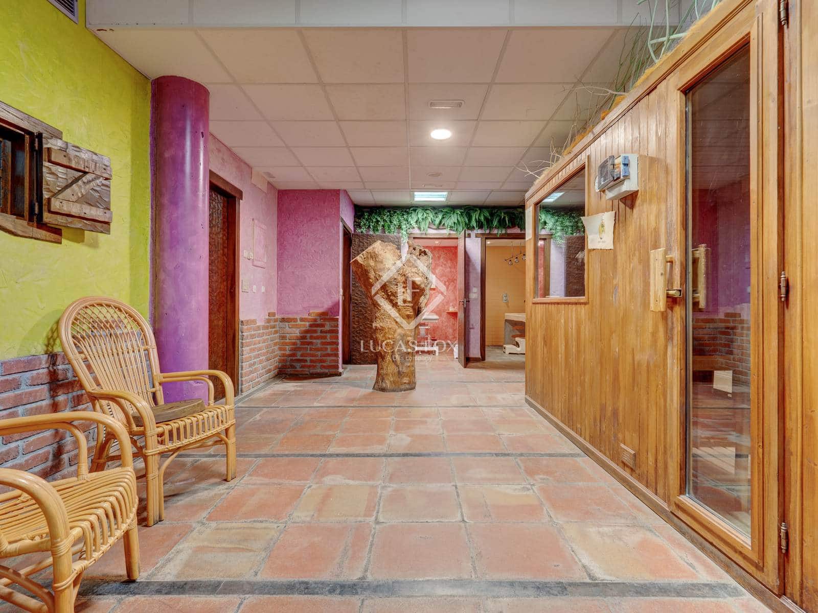 14 soveværelse Villa til salg i Donostia-San Sebastian med garage - € 2.750.000 (Ref: 9104252)