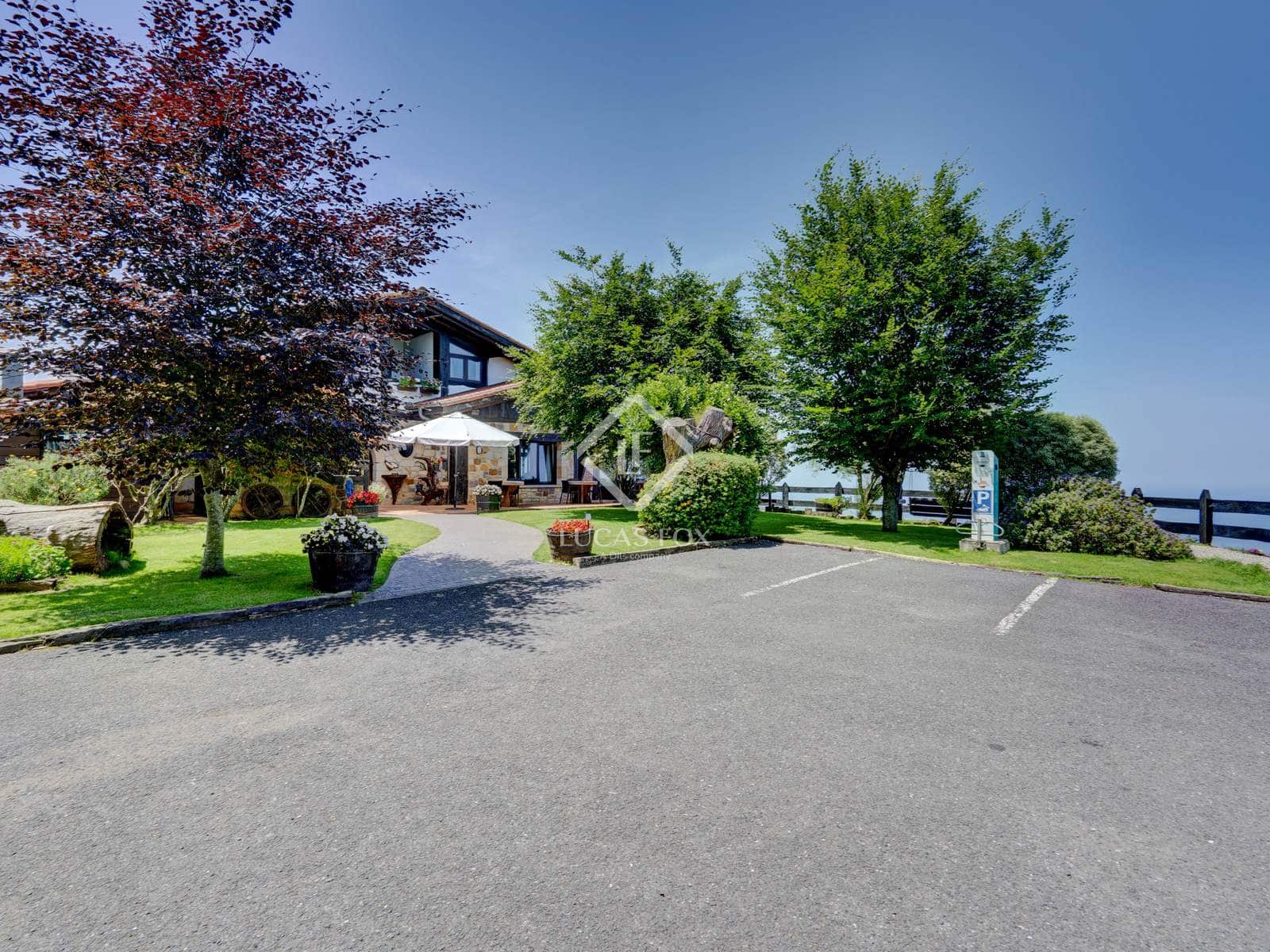 14 soveværelse Villa til salg i Donostia-San Sebastian med garage - € 2.750.000 (Ref: 9104252)