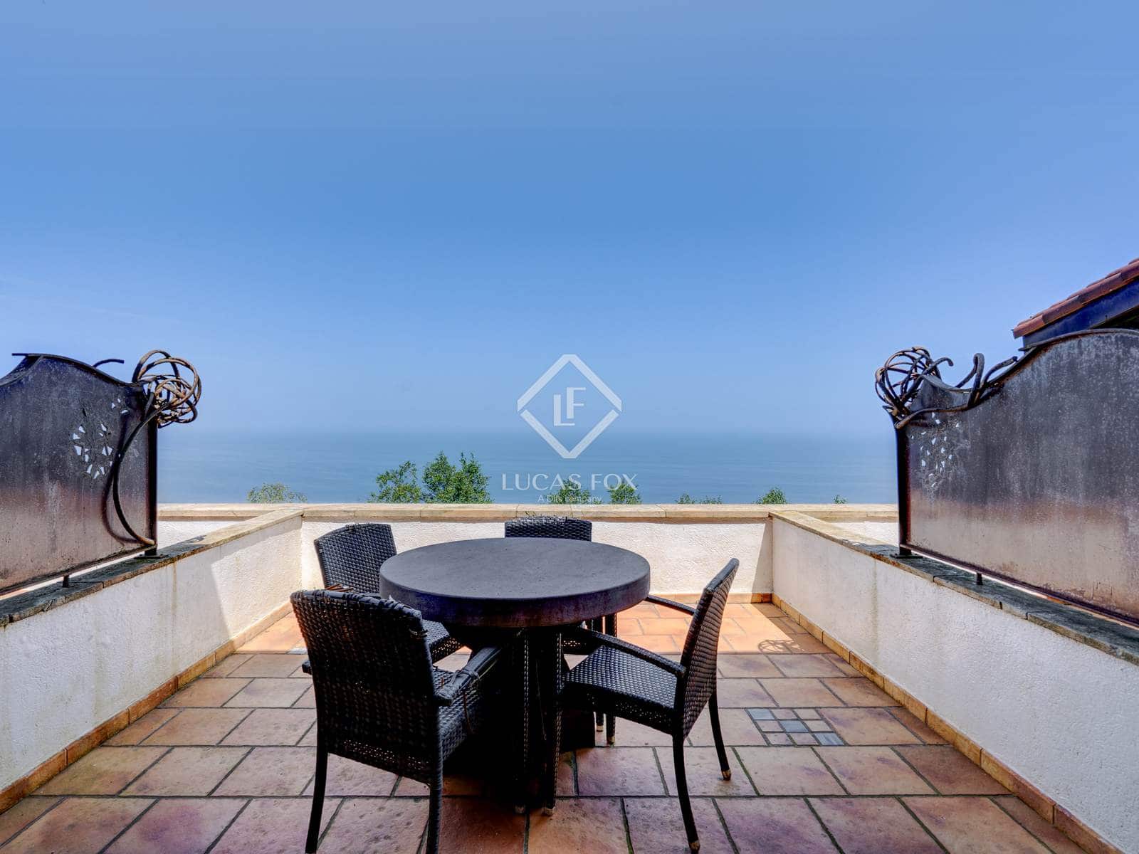 14 soveværelse Villa til salg i Donostia-San Sebastian med garage - € 2.750.000 (Ref: 9104252)