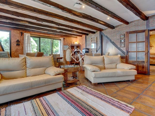 14 slaapkamer Villa te koop in Donostia-San Sebastián met garage - € 2.750.000 (Ref: 9104252)