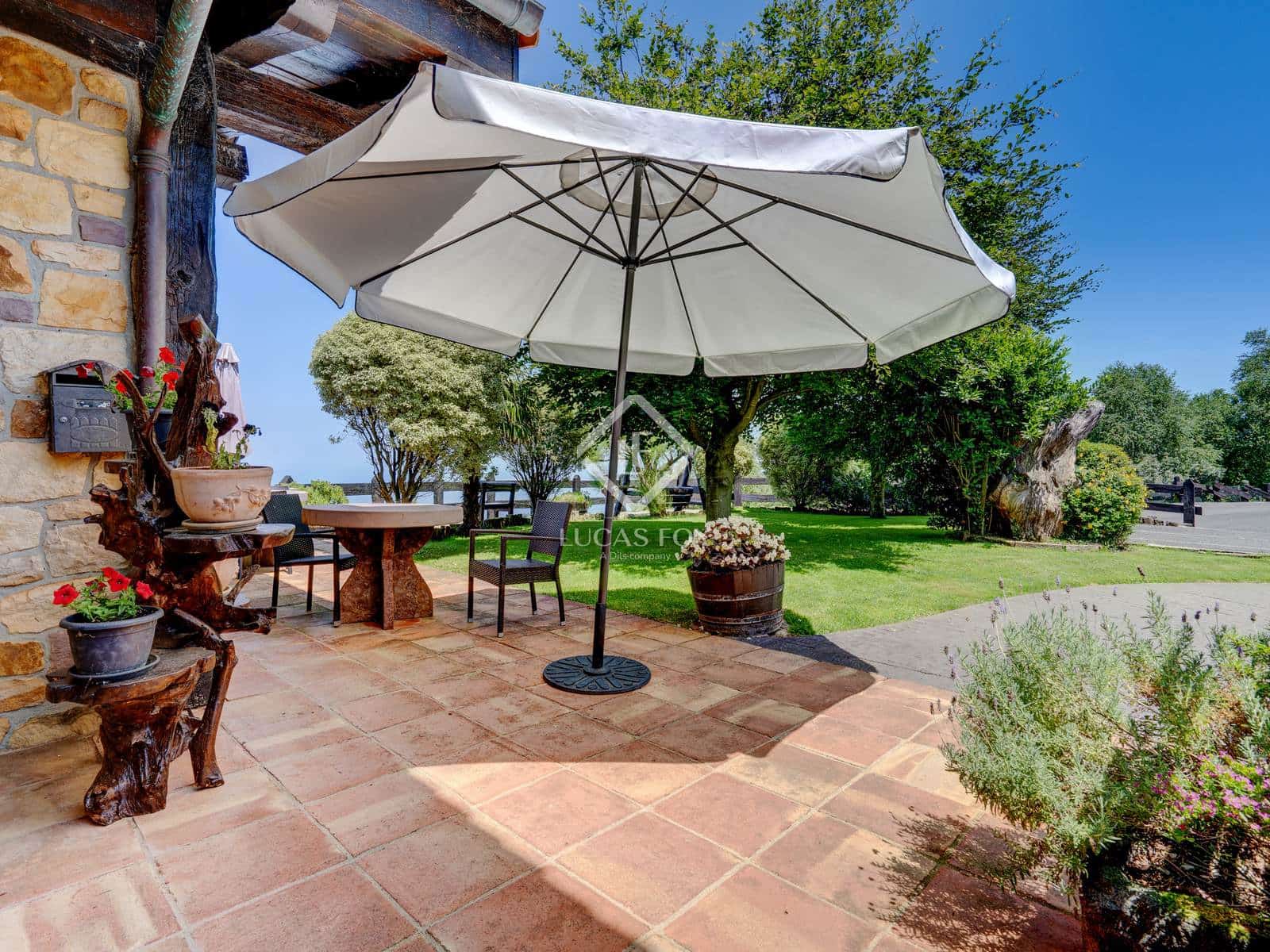 14 soveværelse Villa til salg i Donostia-San Sebastian med garage - € 2.750.000 (Ref: 9104252)