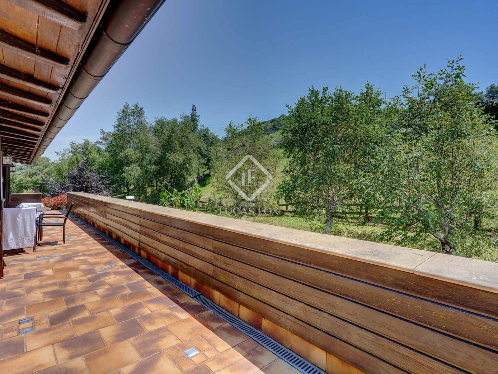 14 soveværelse Villa til salg i Donostia-San Sebastian med garage - € 2.750.000 (Ref: 9104252)