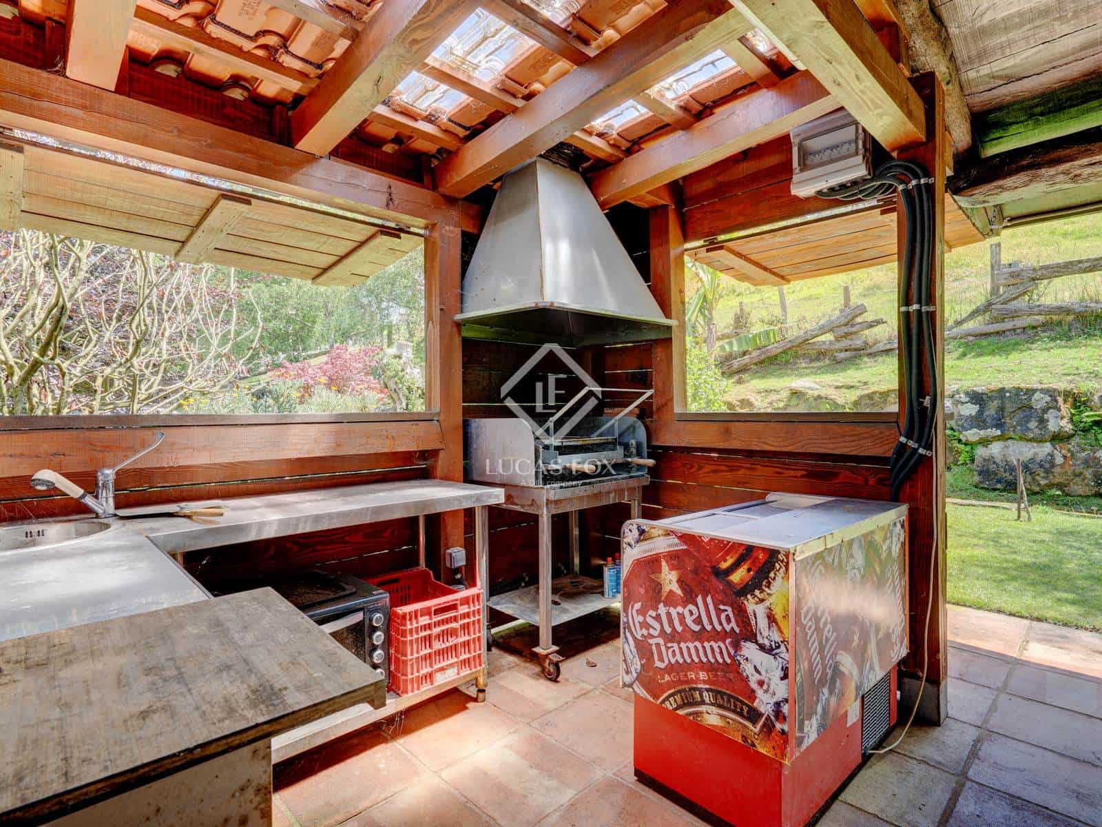 14 soveværelse Villa til salg i Donostia-San Sebastian med garage - € 2.750.000 (Ref: 9104252)