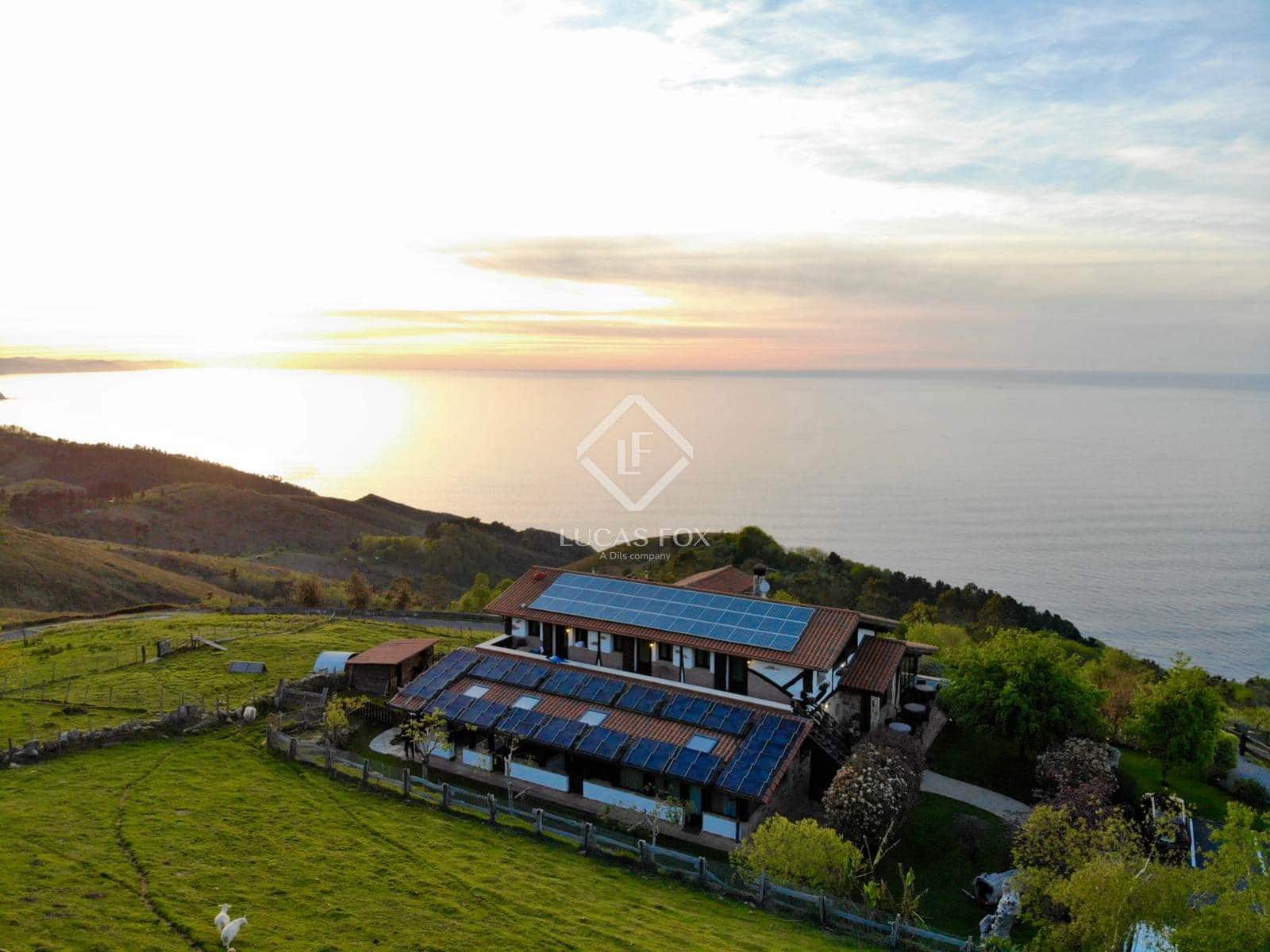 14 soveværelse Villa til salg i Donostia-San Sebastian med garage - € 2.750.000 (Ref: 9104252)