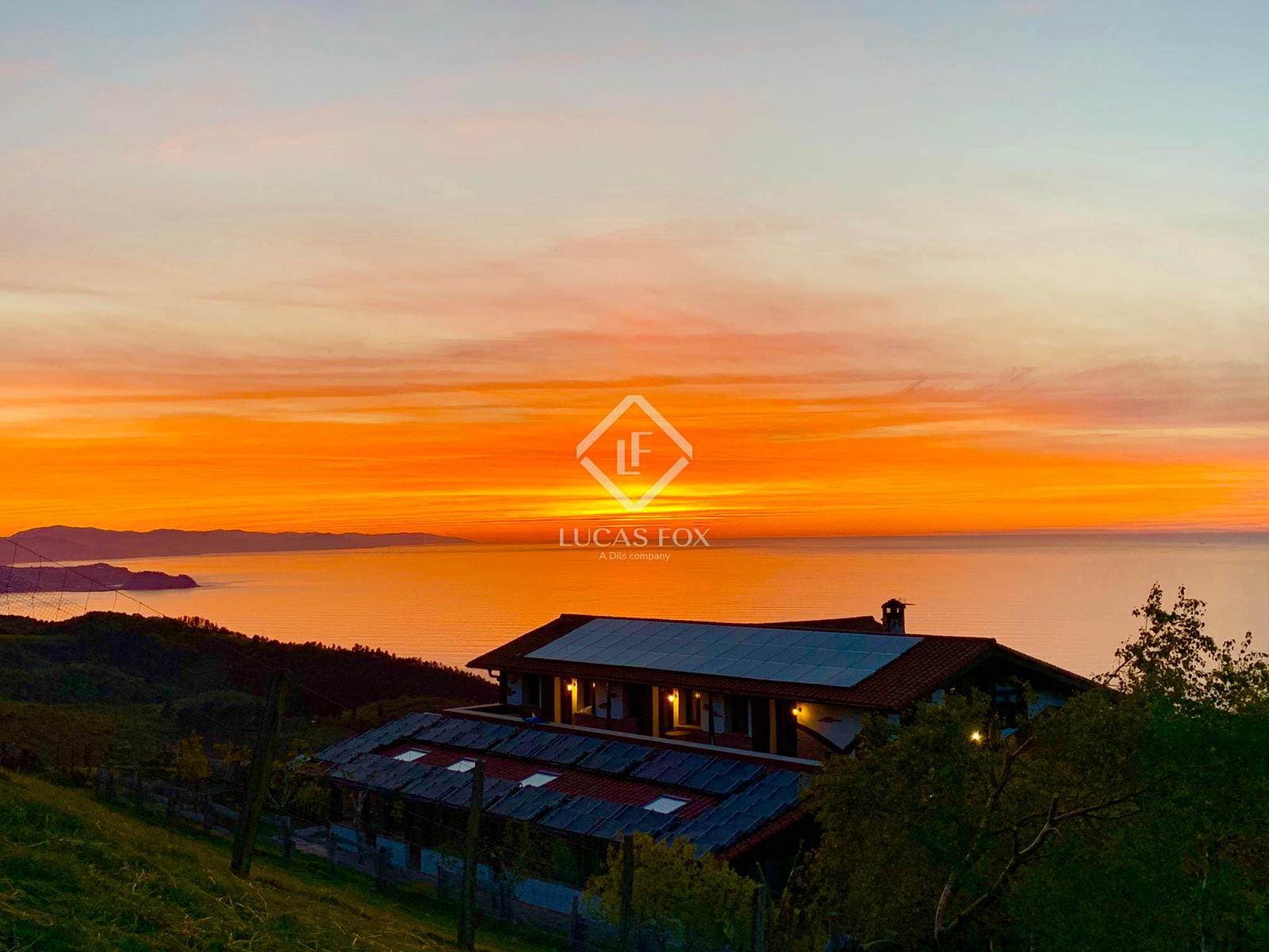 14 soveværelse Villa til salg i Donostia-San Sebastian med garage - € 2.750.000 (Ref: 9104252)